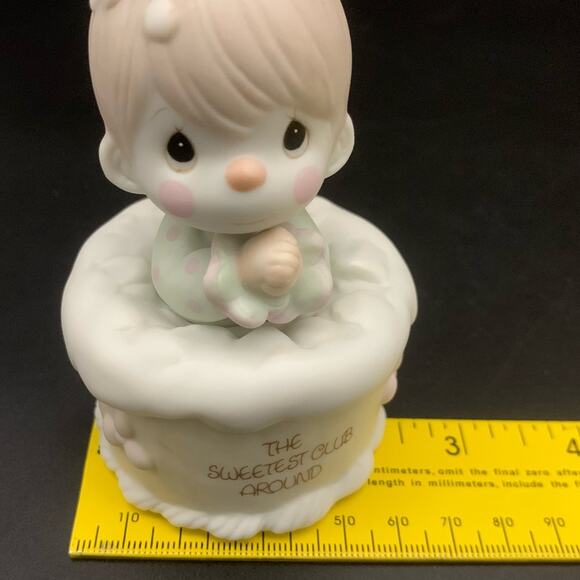 1988 Precious Moments Figurine - Picture 15 of 15